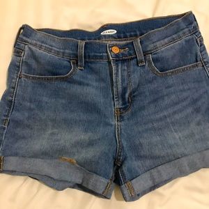 Old navy boyfriend shorts